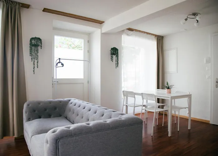 Nimbuzzz Apartment *